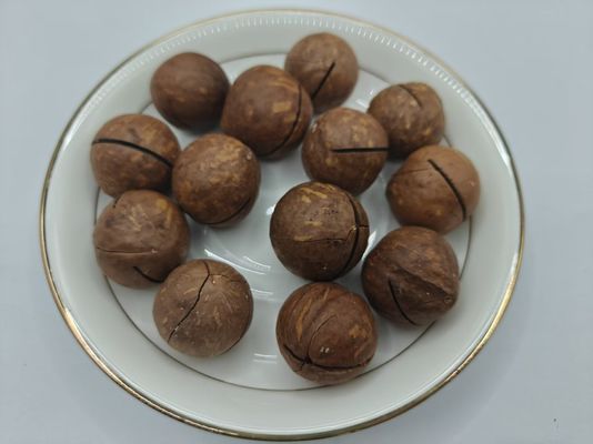 मैकाडामिया नट्स