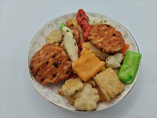 मूल अनुकूलित स्वाद मिश्रित चावल क्रैकर्स विविधता पैक तेल सामग्री के साथ थोक पैकेजिंग