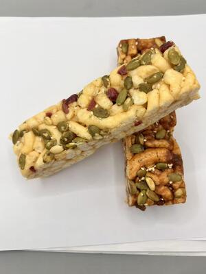 पौष्टिक बेक्ड क्रिस्पी क्रिस्पी ग्रेन क्लस्टर सखीमा हेल्दी स्नैक मिक्स