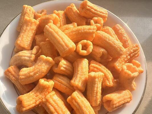 गैर-जीएमओ और मजेदार आकार के चावल के पटाखे